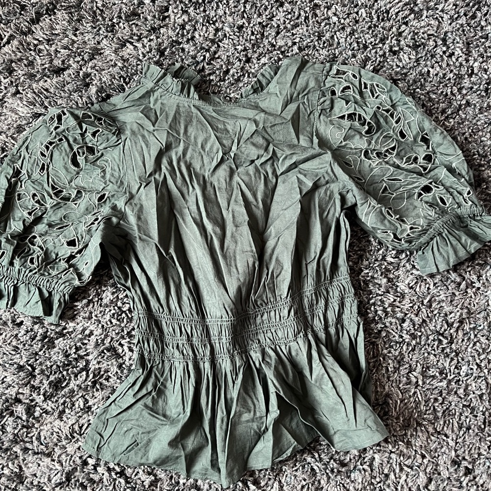 xs small target brand blouse army green floral design sleeve